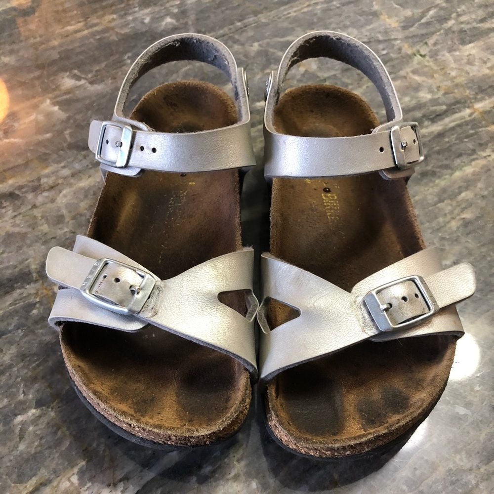 Little girl’s Rio Birkenstock sandals 11-11.5